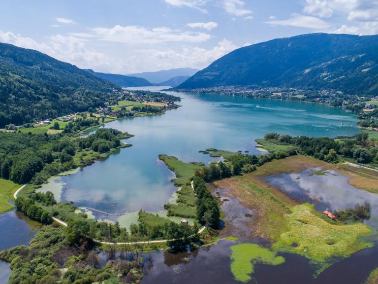 drohne_ossiacher_see_bleistaetter_moor-original__f__Michael-Stabentheiner__c__Region-Villach-Tourismus-GmbH